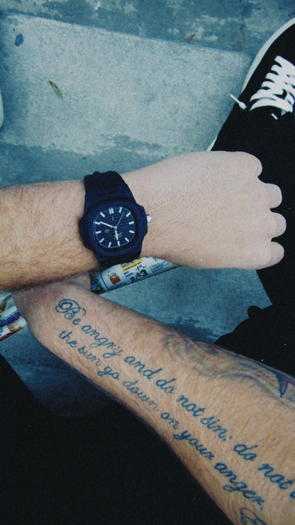 "OPEN YOUR EYES" All black watch